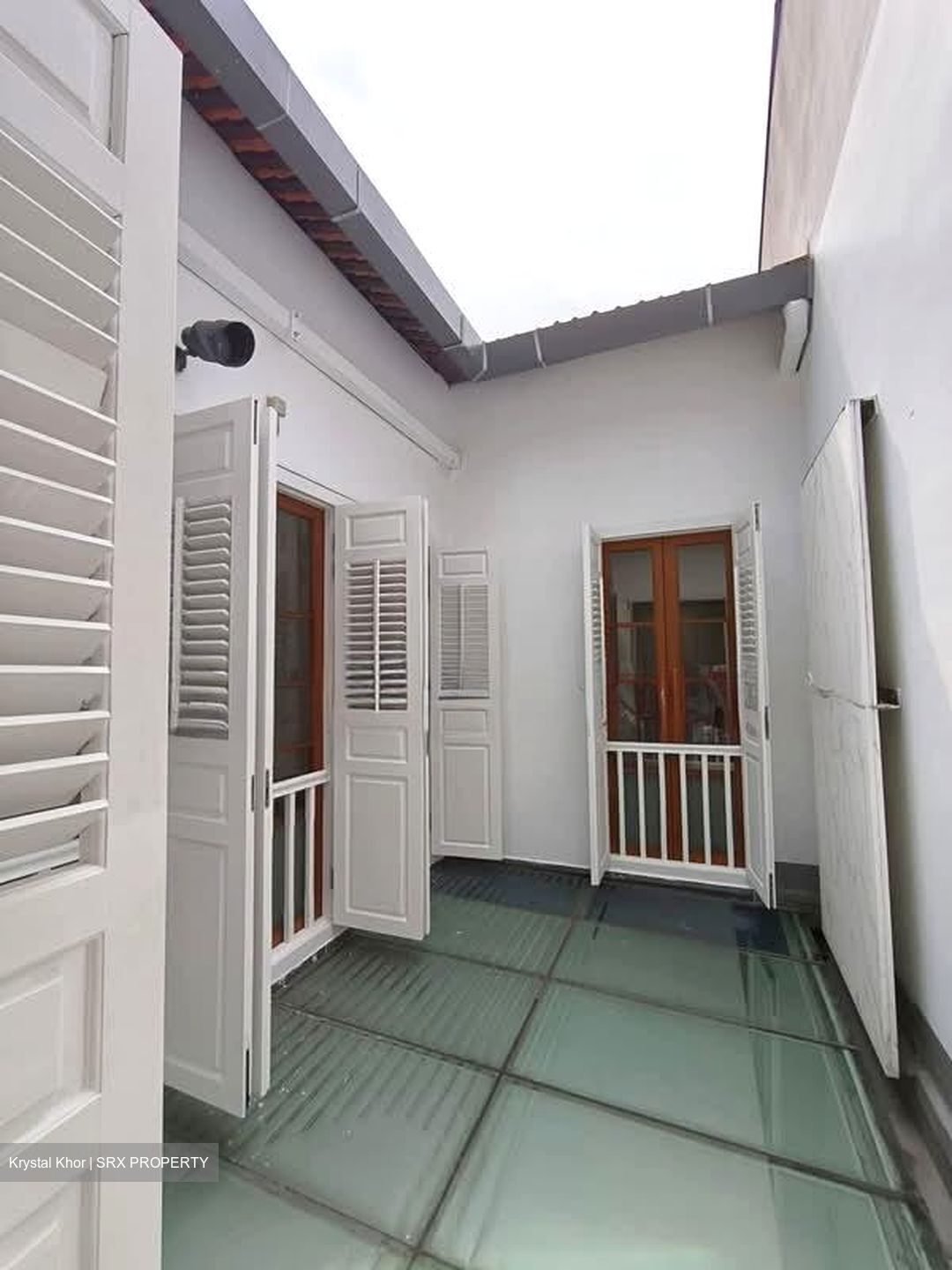 Tras Street (D2), Office #588497981